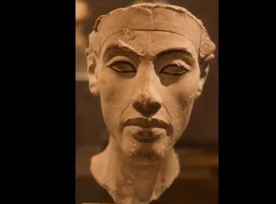 Голова Эхнатона 2 из фильма «Одиссея Нефертити»