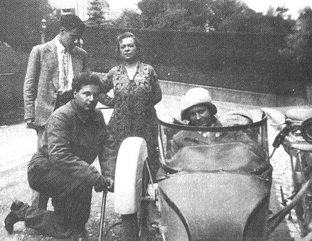 Милева с Тетом и Ганс-Альберт с супругой Фридой Кнехт