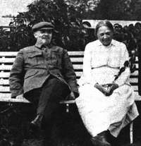 Ленин и Крупская в Горках, август 1922