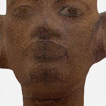 Уродливое лицо Нефертити-2