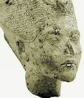 Зрелый Эхнатона (Каирский музей)
